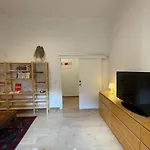 Theo\'S House In Rome Ostiense
