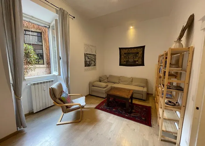 Theo\'S House In Rome Ostiense