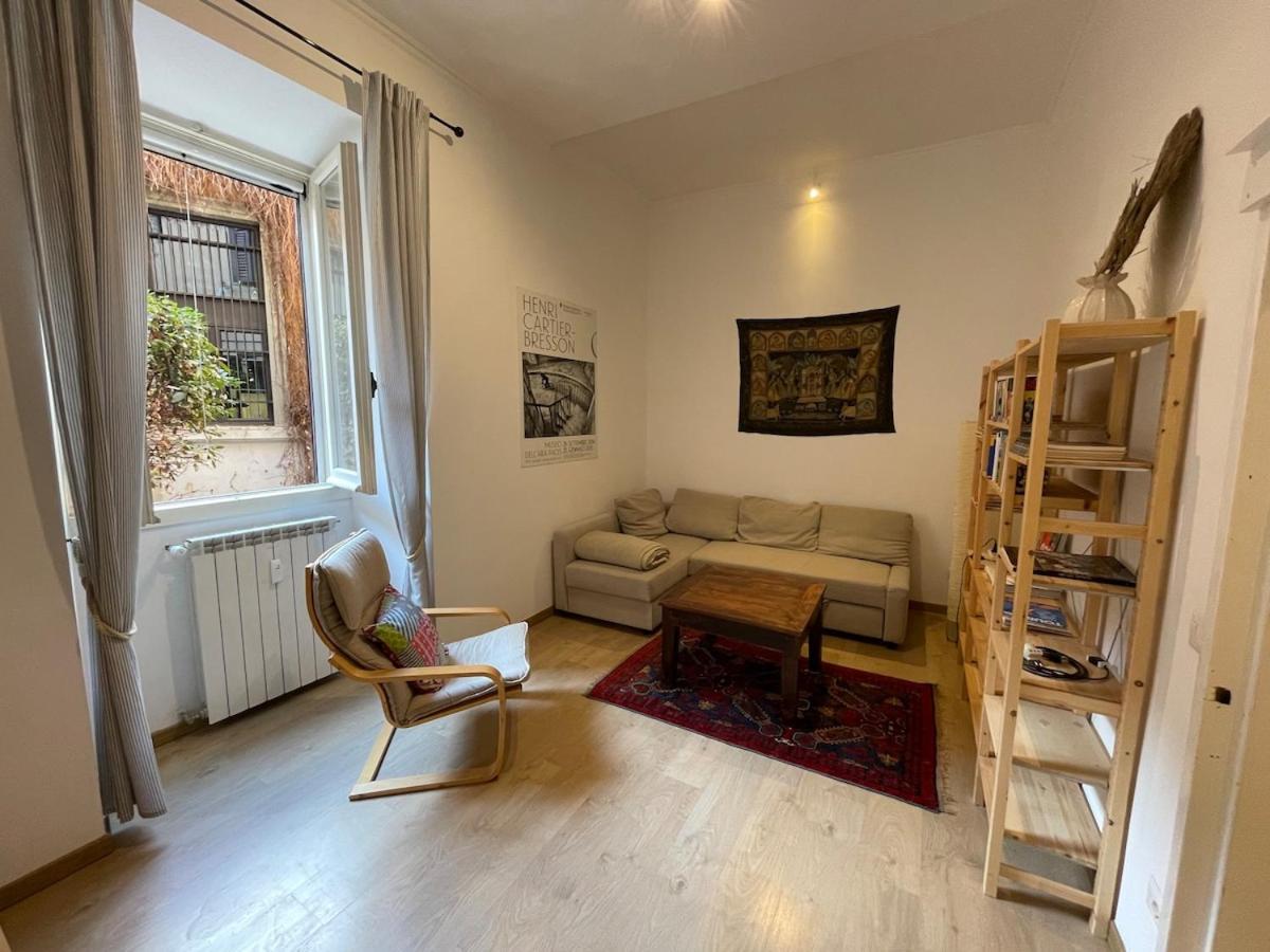 Theo's House In Ostiense Apartment Rom